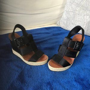 COACH WEDGES